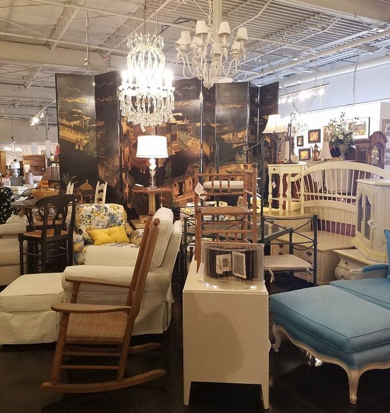 Store Layout, Staff, and Service