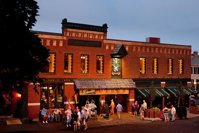 Schmidt’s Restaurant, Columbus