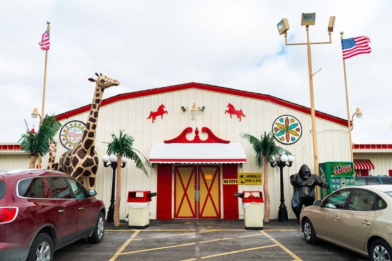 Traders World Flea Market (Lebanon)