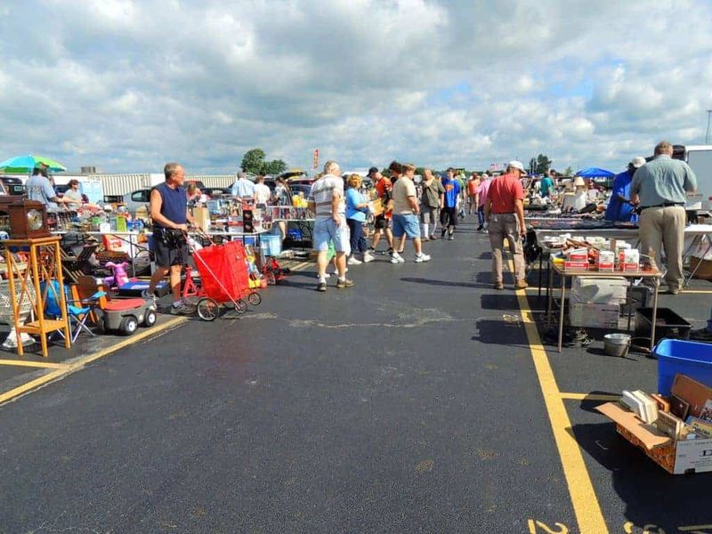 Caesar Creek Flea Market