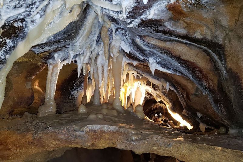 Ohio Caverns (West Liberty)