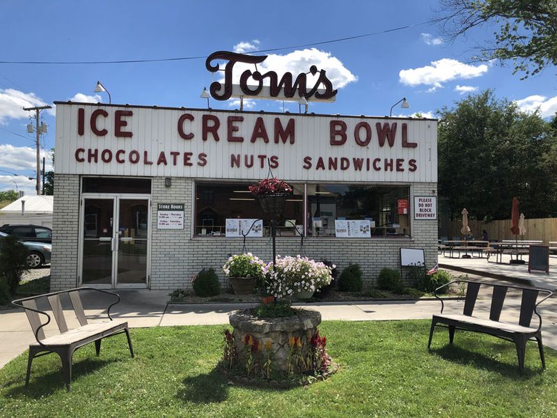 Tom&rsquo;s Ice Cream Bowl
