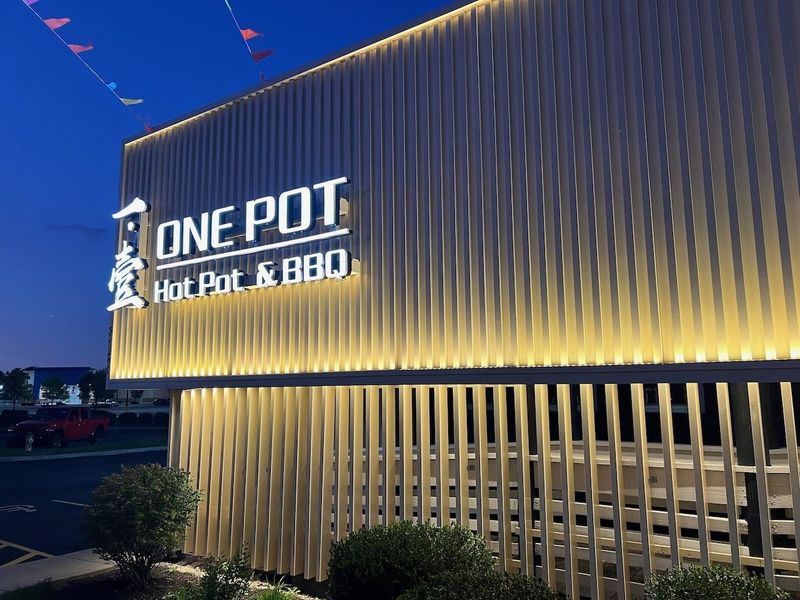 One Pot &ndash; Hot Pot & Korean BBQ &ndash; Columbus