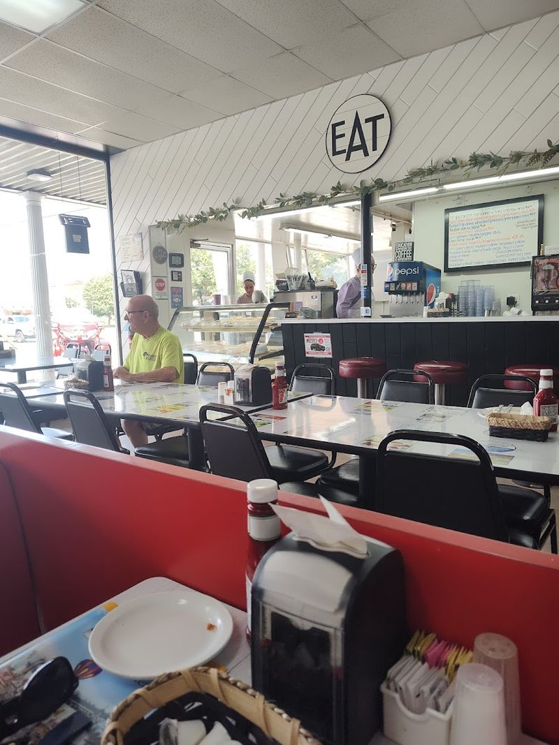 Cinda&rsquo;s Restaurant &ndash; Middlefield, OH