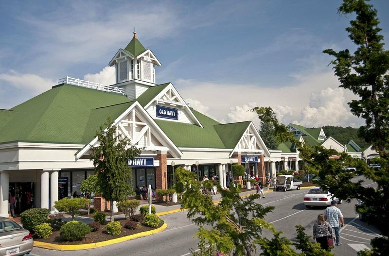 Tanger Outlets Sevierville, Sevierville