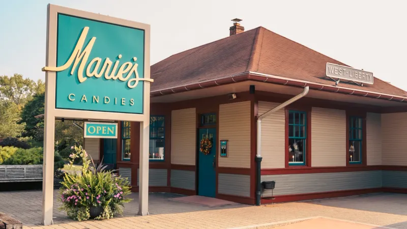 Marie&rsquo;s Candies, West Liberty