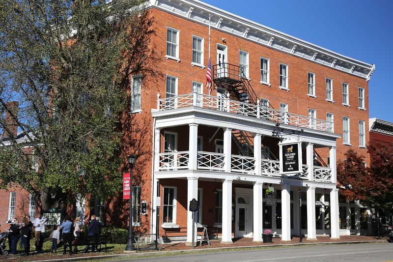 The Golden Lamb, Lebanon