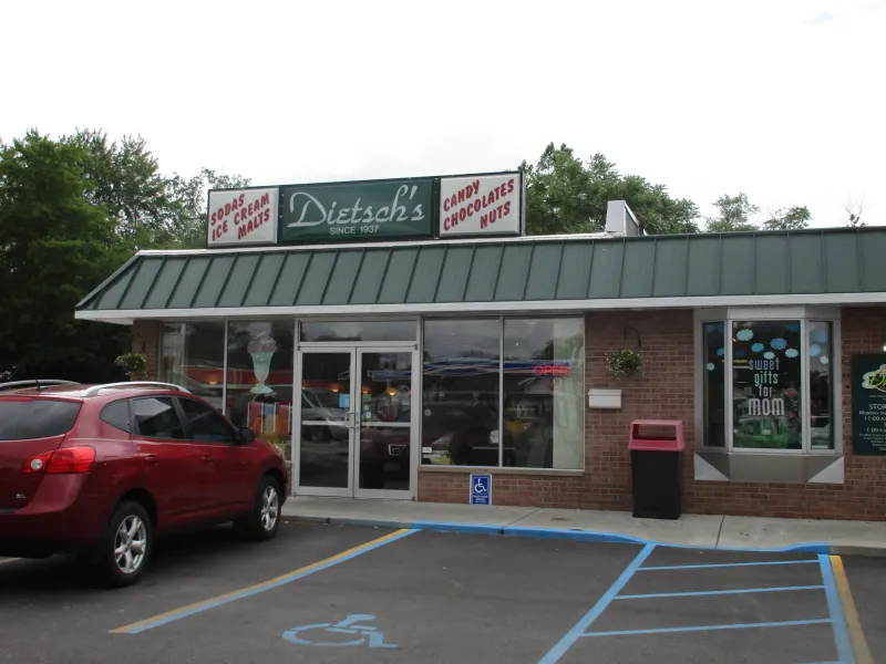 Dietsch Brothers Fine Chocolates and Ice Cream, Findlay