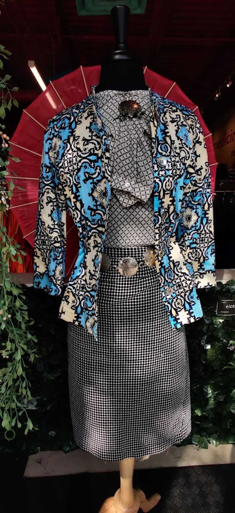 Vintage Goldmine for Retro Enthusiasts