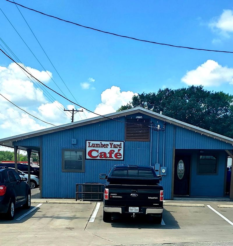 Lumber Yard Cafe (Edgewood)