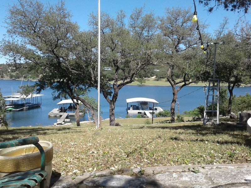 Lakeway (Lake Travis)