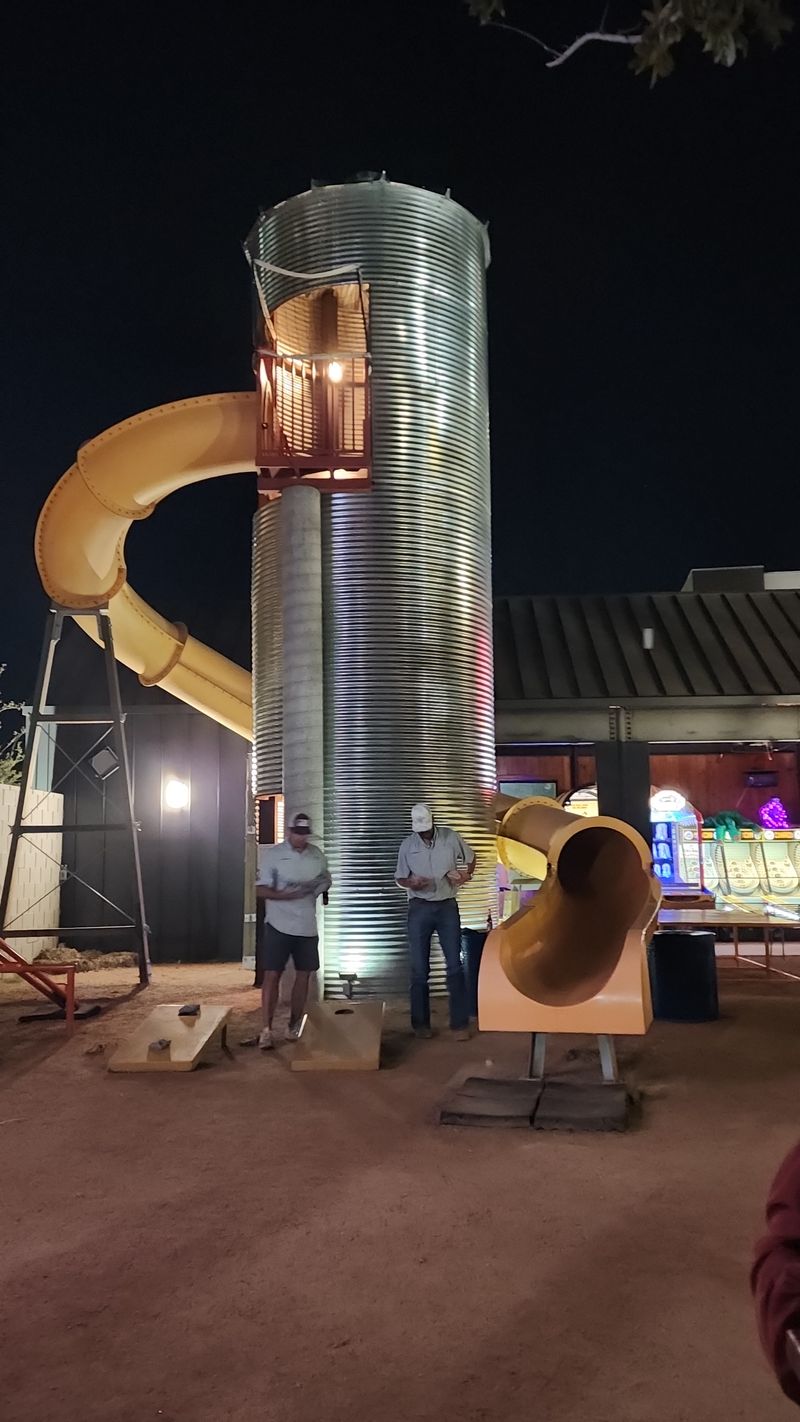 Spiral slide and playful games