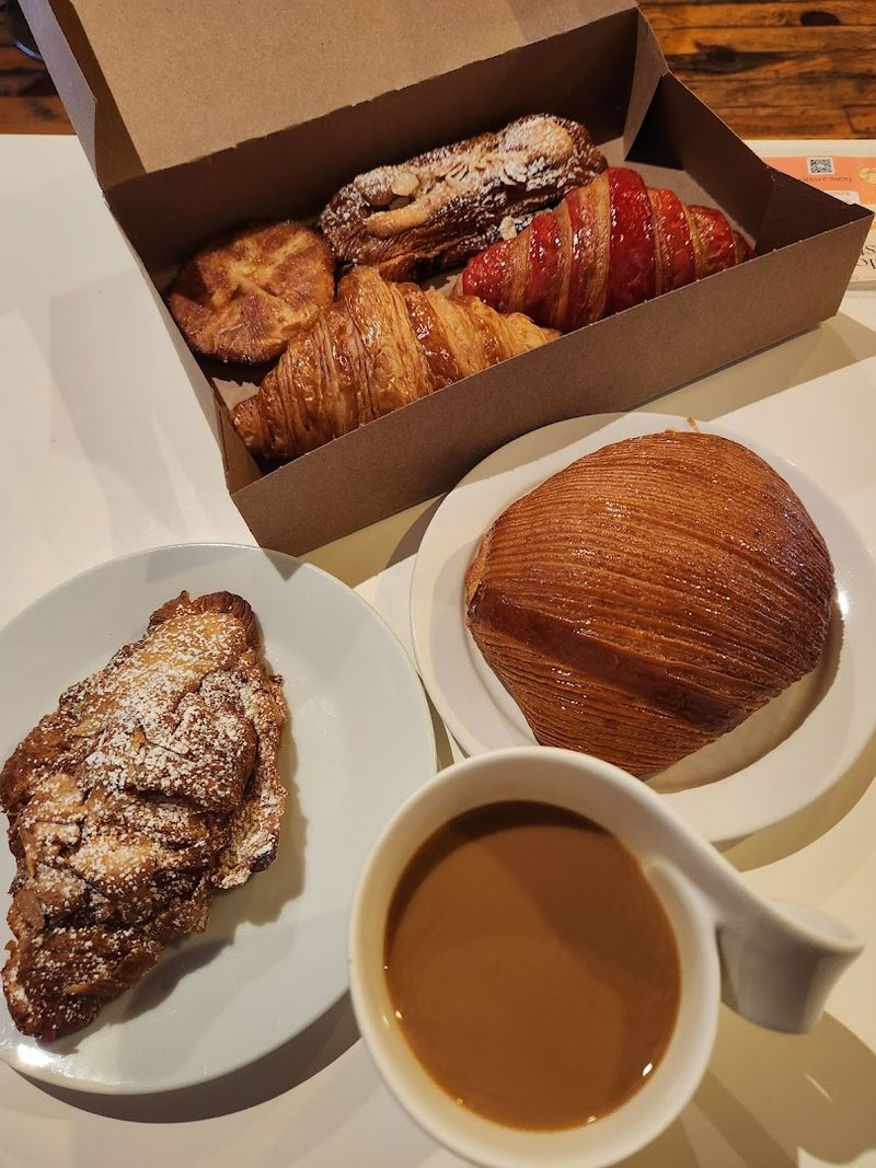 Coffee That Respects Your Intelligence