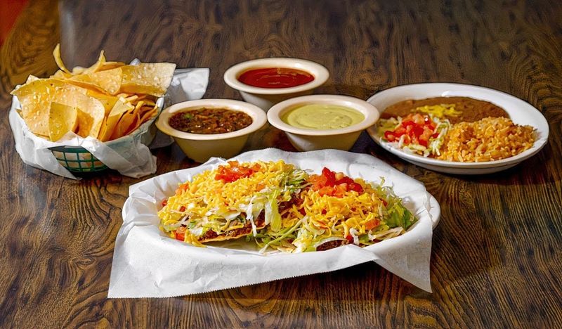 Red And Green Salsas