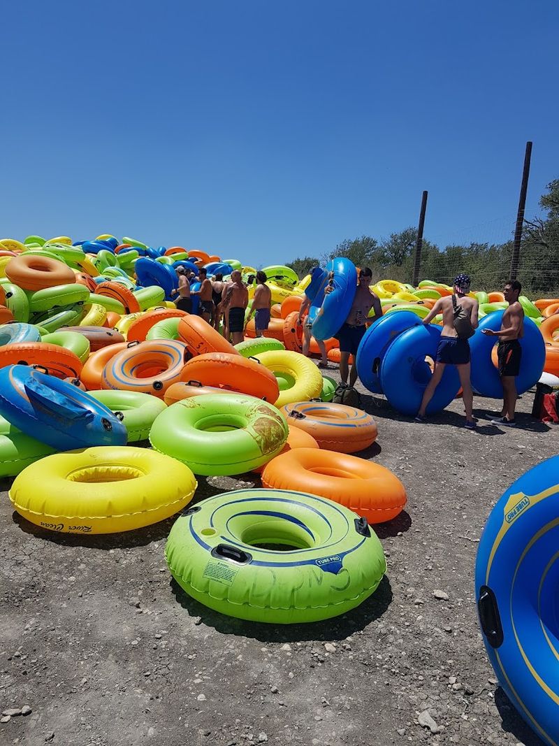 San Marcos River Tubing