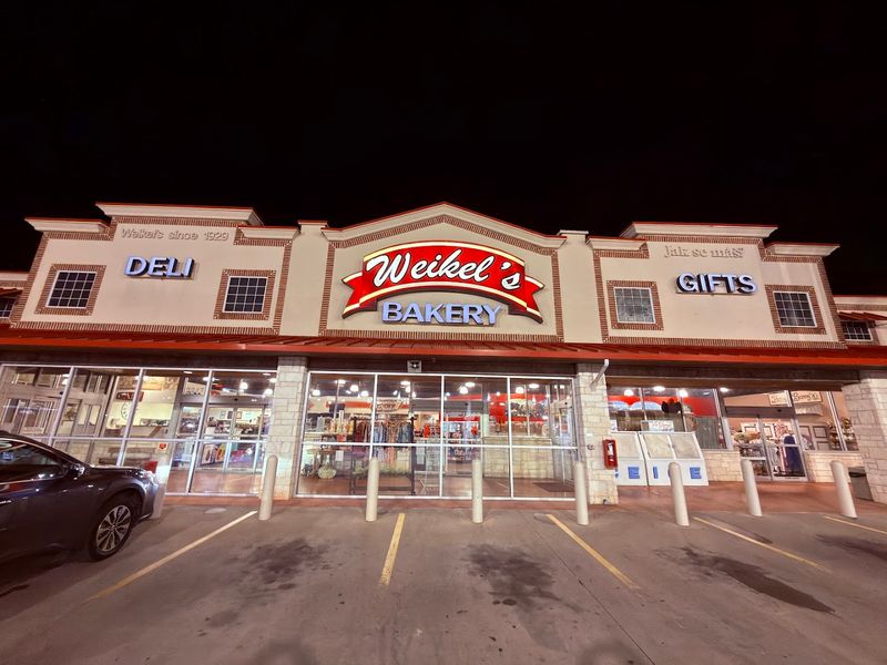 Weikel's Store & Bakery (La Grange)