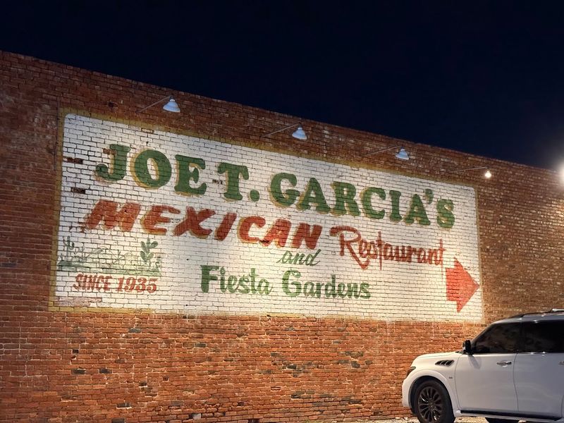 Joe T. Garcia's (Fort Worth)