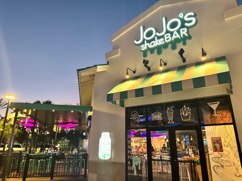 International Drive Location Convenience