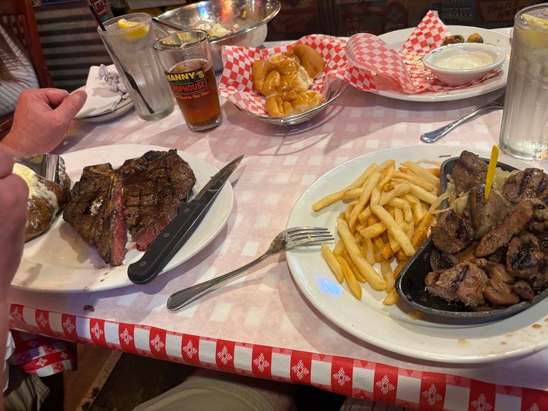 Manny's Original Chophouse (Haines City)