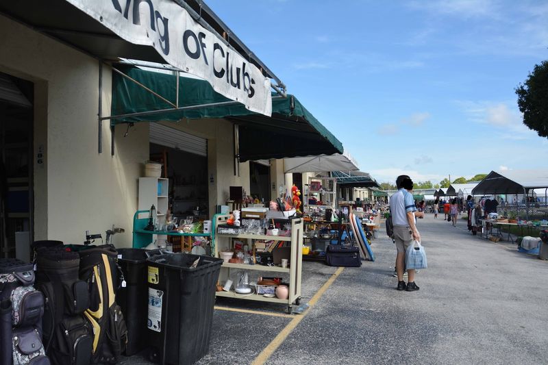 This Gigantic Flea Market In Florida Turns $20 Into A Shopping Adventure