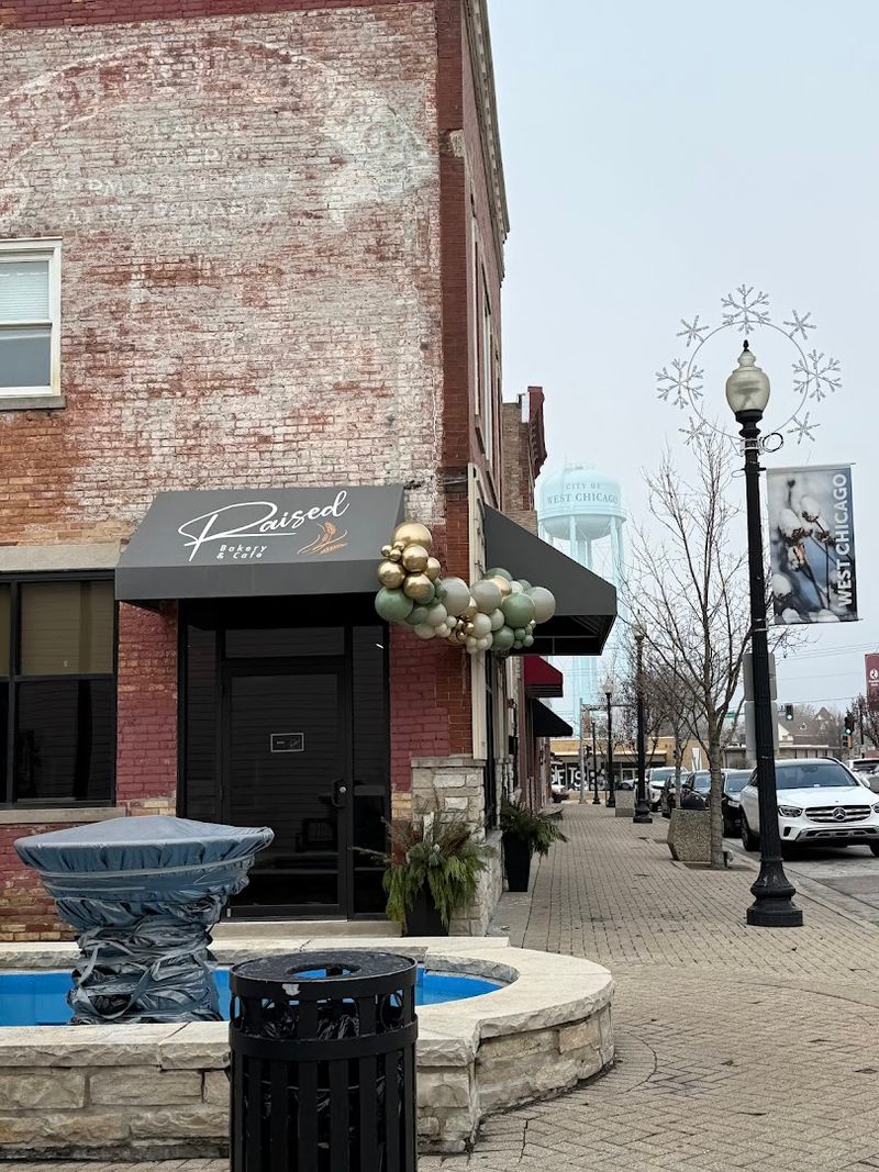 Raised Bakery and Cafe &ndash; West Chicago