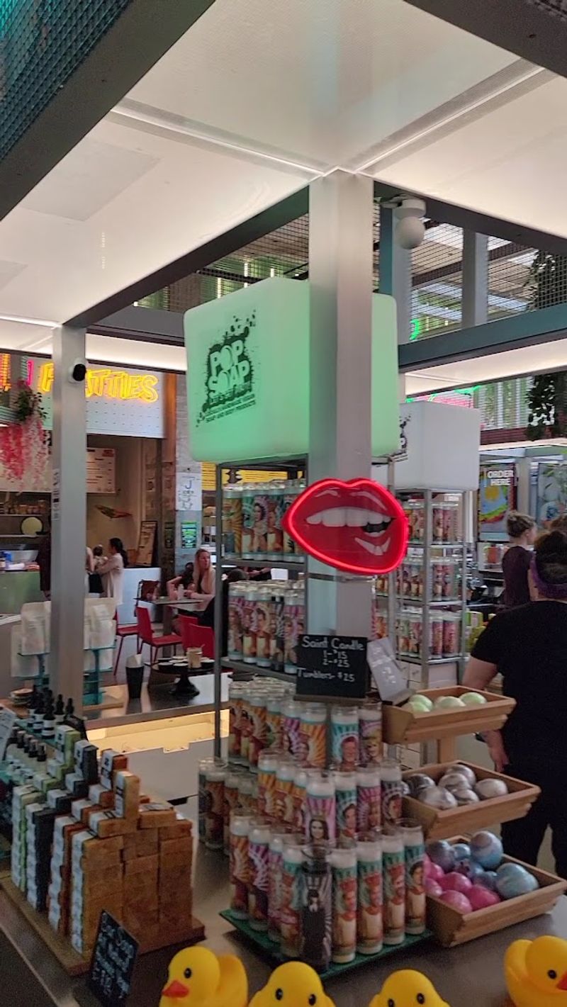 Boutiques and Shopping Options