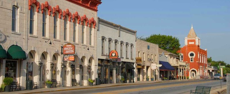 Granbury: Victorian Elegance Around the Square