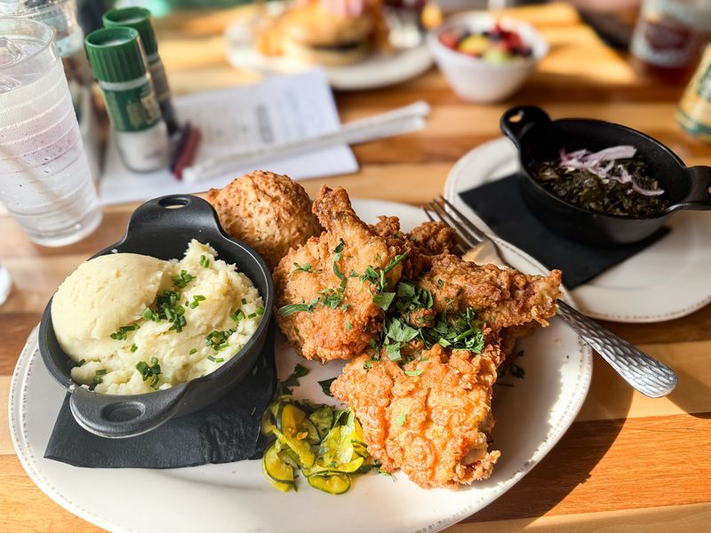 This Old-School Florida Meat-and-Three Still Serves Food Like Grandma Made It