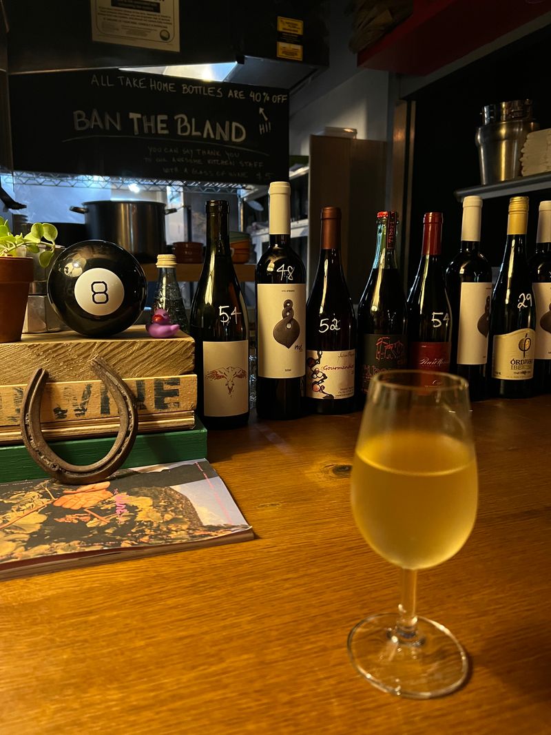 Why Niu Wine Ditched the Wine List Altogether