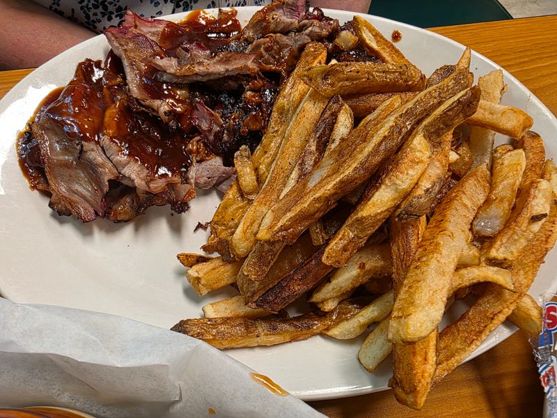 The Pork Plates That Built Its Reputation