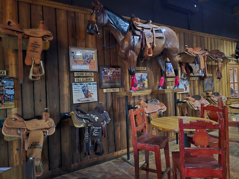 Authentic Western Atmosphere With Local History
