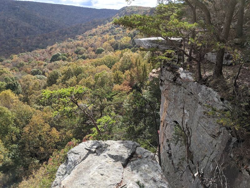 What to Know Before Hiking the Great Stone Door Trail