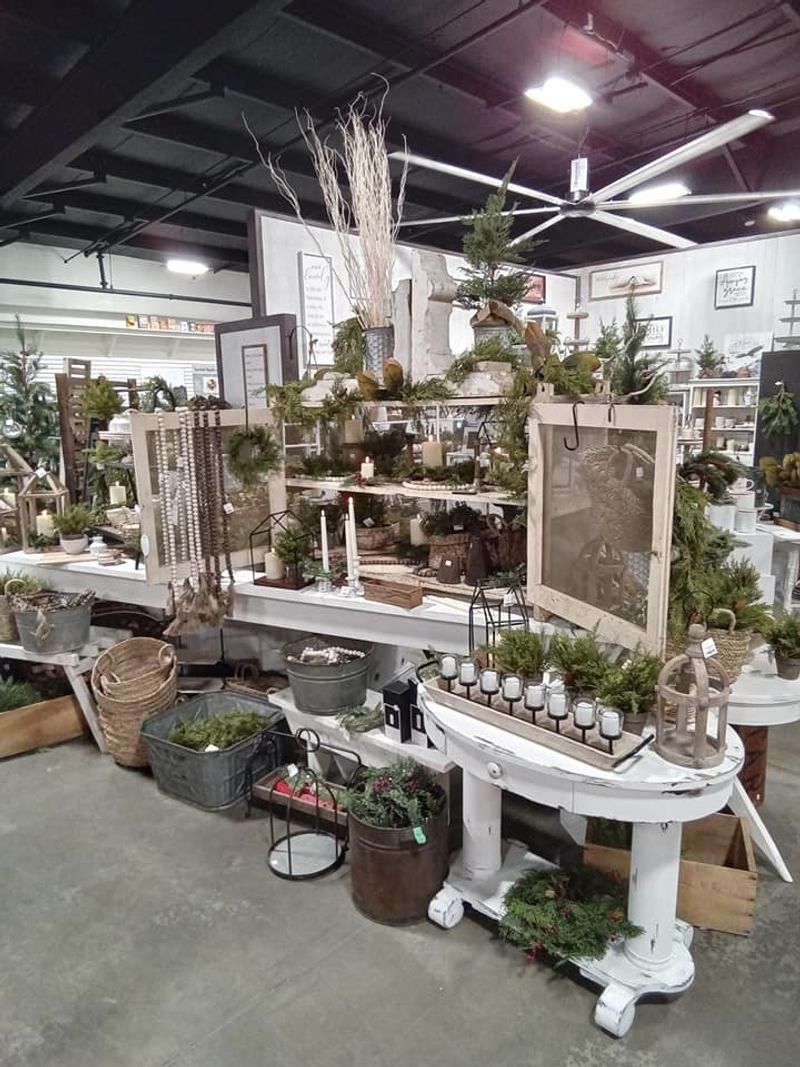 Greenery, Florals, and Seasonal Displays