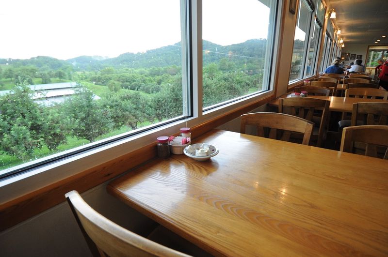 This Restaurant Is One of Tennessee's Tastiest Hidden Gems