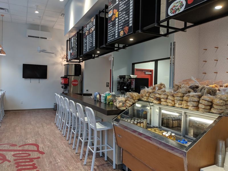 Johnny&rsquo;s Bagels & Deli