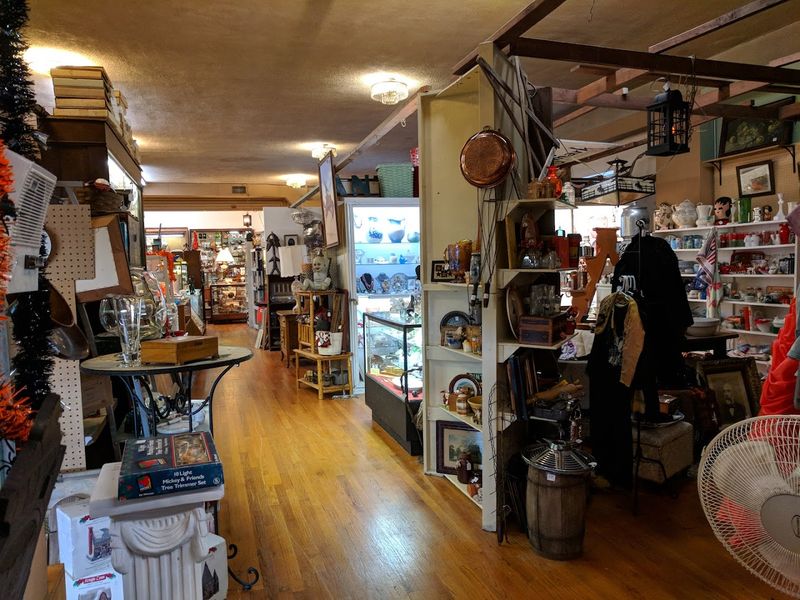 Tips for Beating the Heat and Crowds