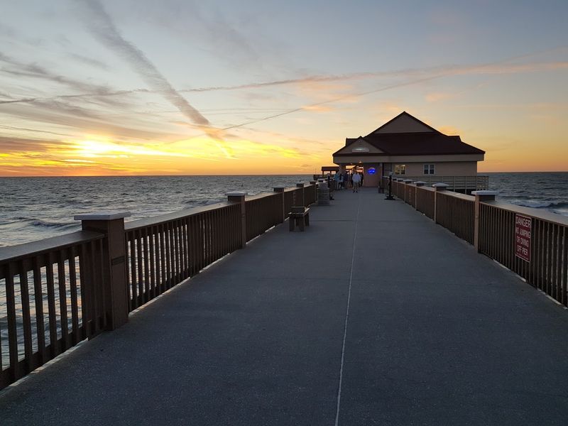 Watch The Sunset At Pier 60 (Clearwater Beach)