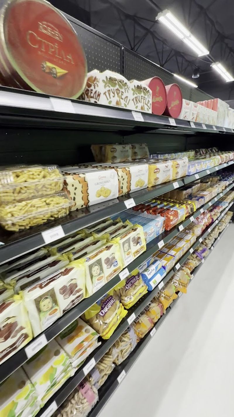Frozen Cheesecake Treats That Outshine Traditional Desserts