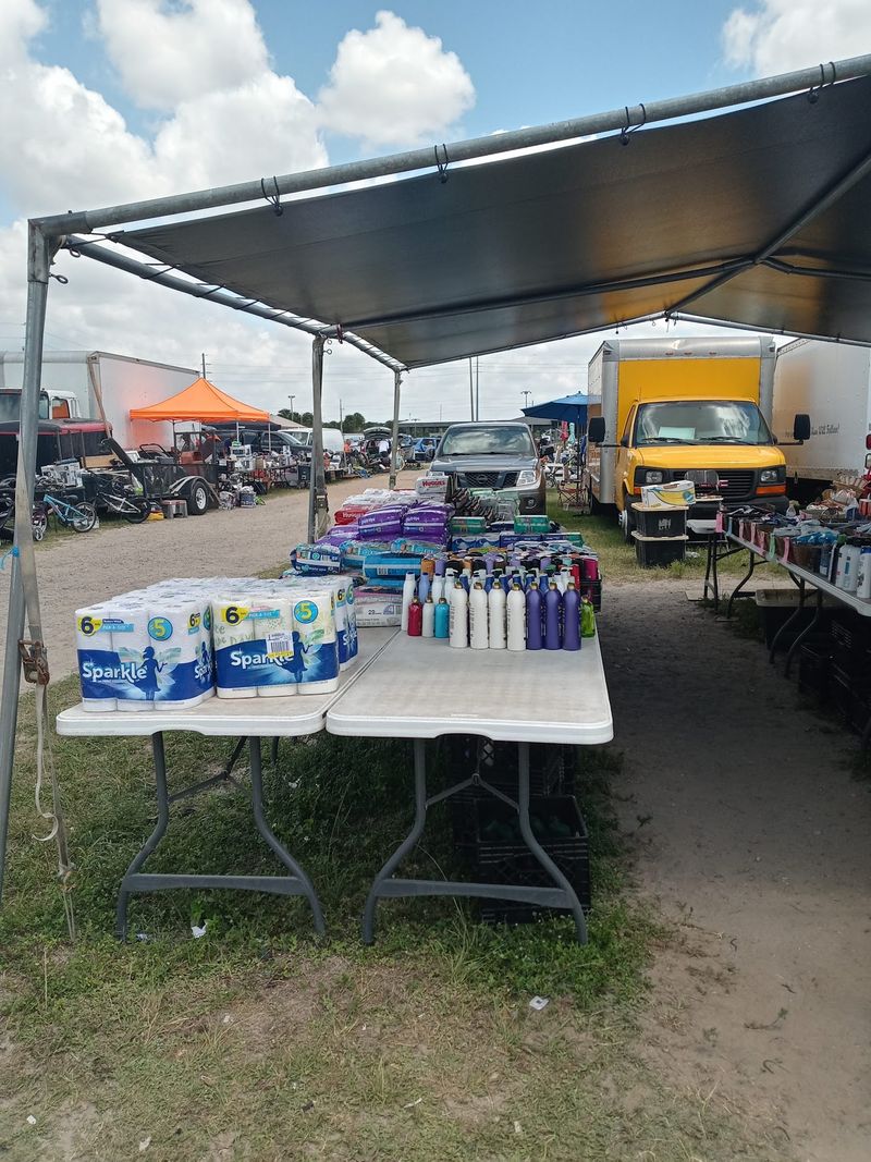Food Trucks Serving Up Viral Sensations