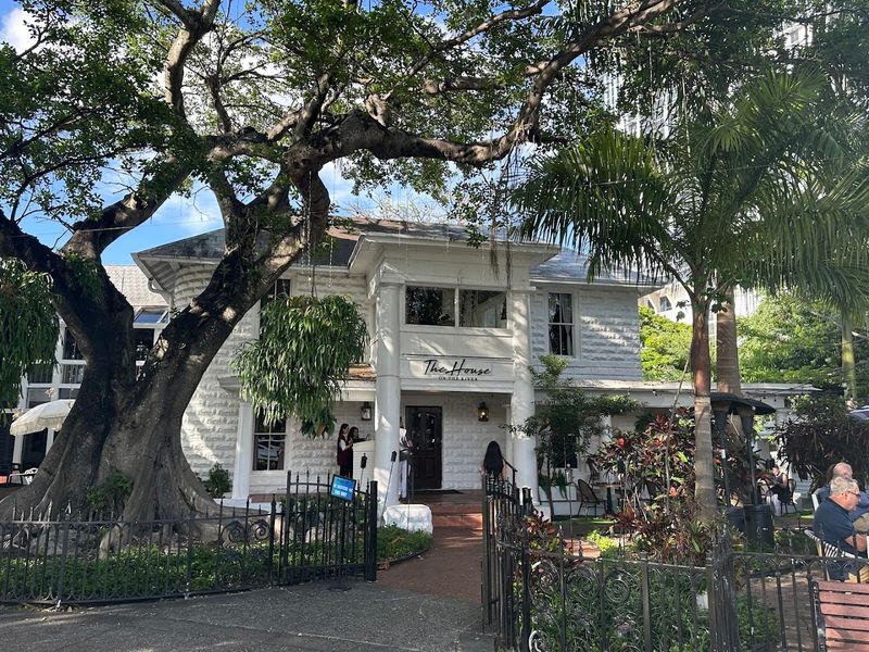 Historic House Tours Add Extra Magic
