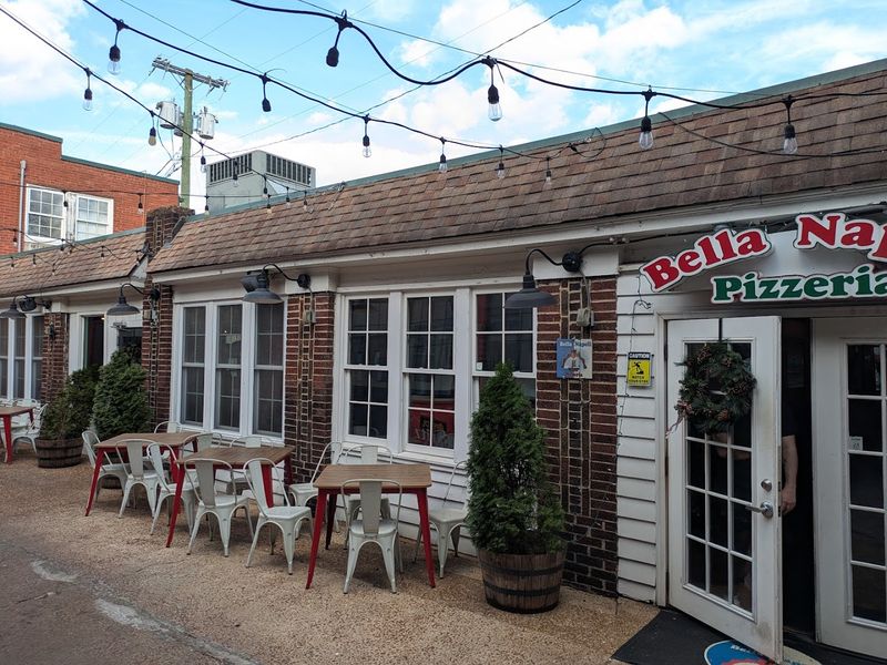 Bella Napoli Pizzeria &mdash; Nashville