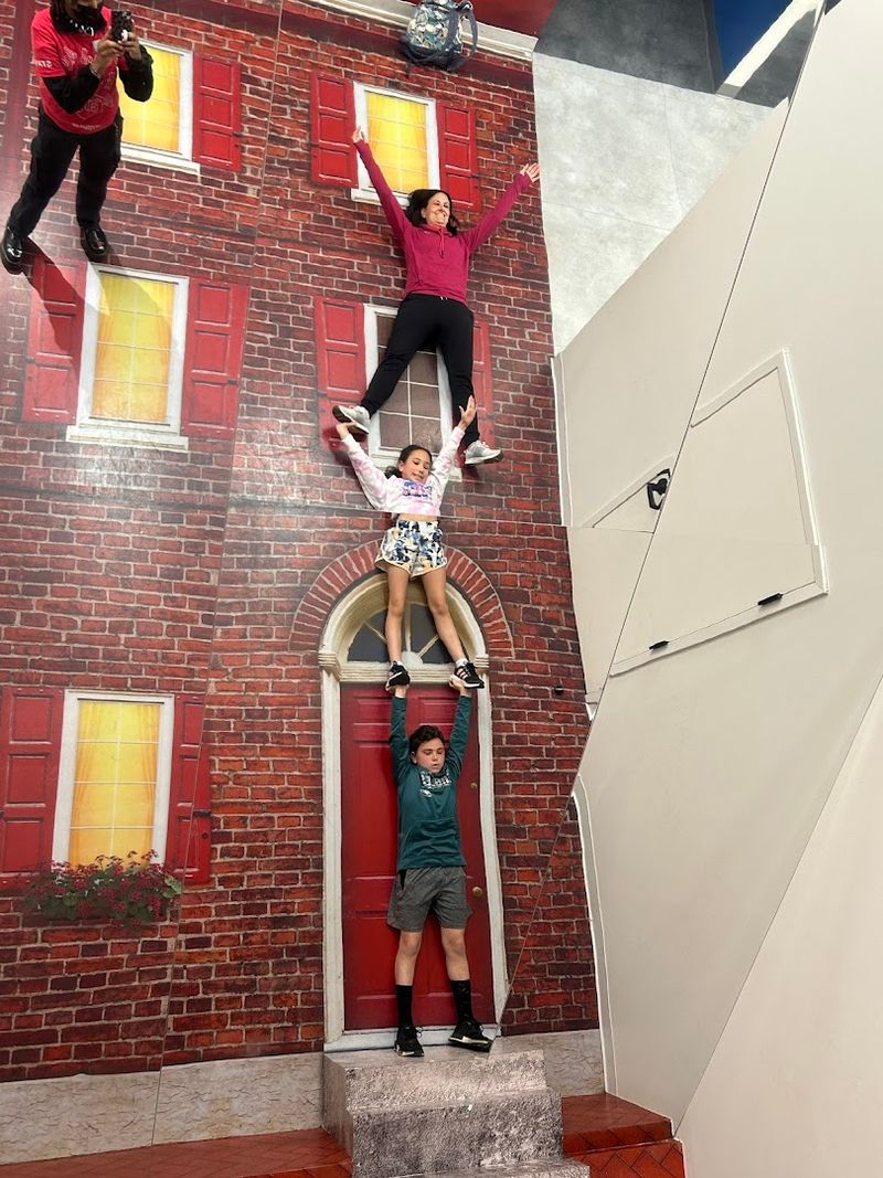 Neighborhood Perks: Make A Day Of It