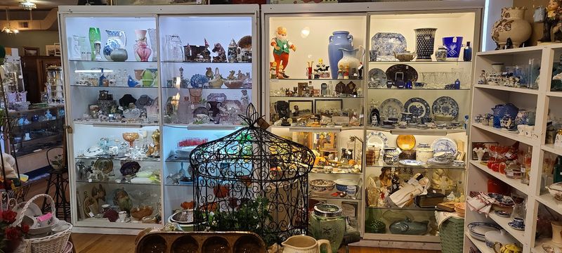 Glassware, Pyrex, and Ceramics