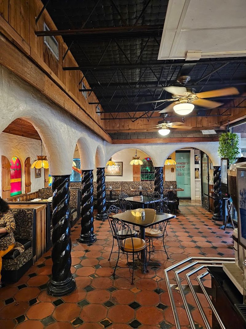 Community Vibes and Welcoming Staff