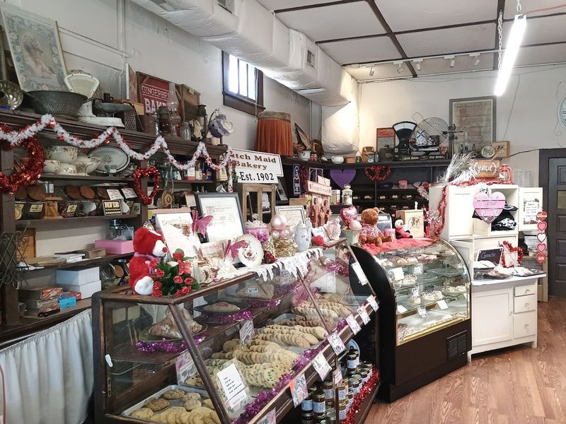 Inside the Story of Tennessee's Oldest Family-Owned Bakery