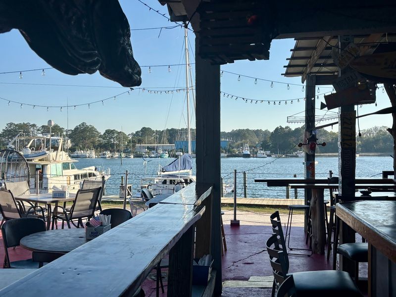 Fathoms Steam Room and Raw Bar (Carrabelle)