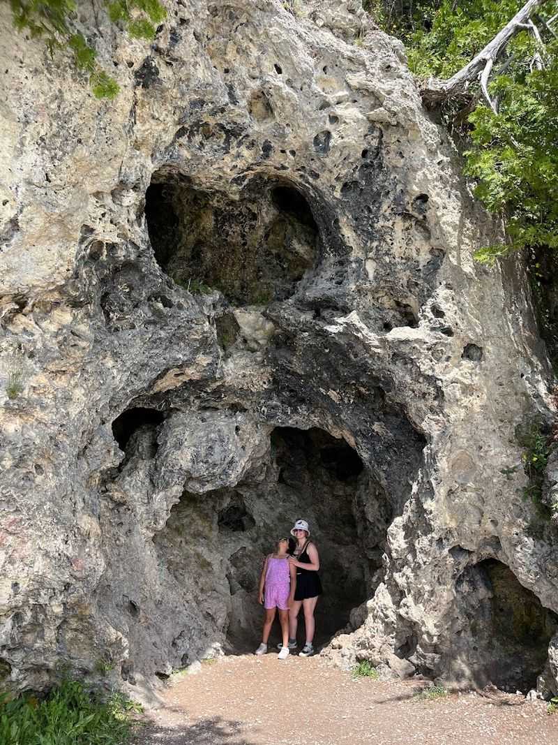 Devil&rsquo;s Kitchen (Mackinac Island)