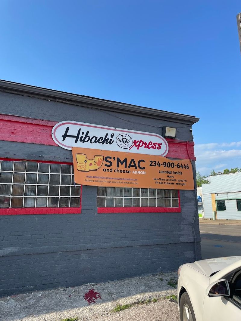 Soli Mac and Cheese, Akron