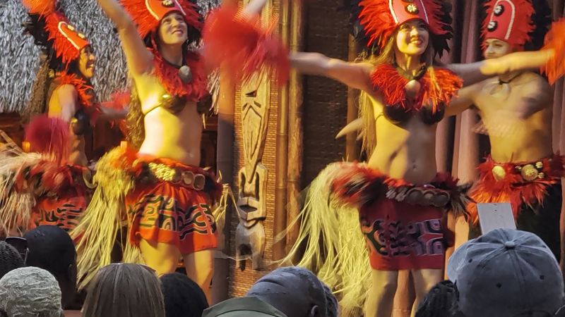 Polynesian Dance and Fire Show