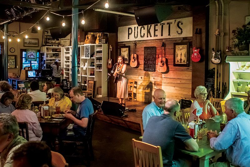 Puckett's Grocery & Restaurant, Leiper's Fork
